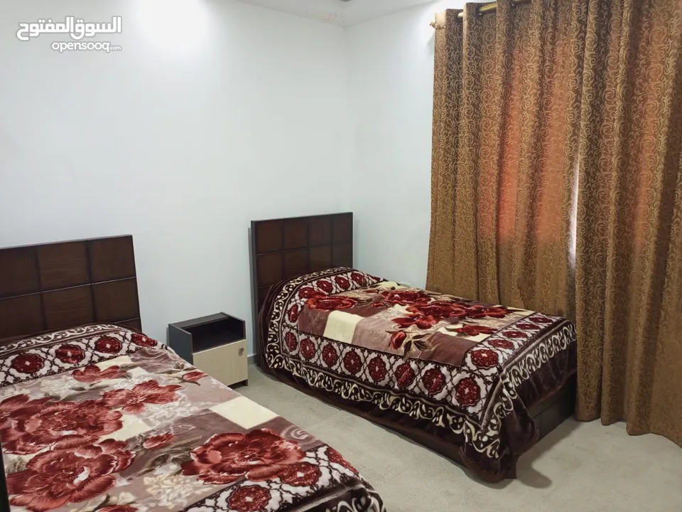 شقه مفروشه للايجار روف مع ترس كبير ديلوكس