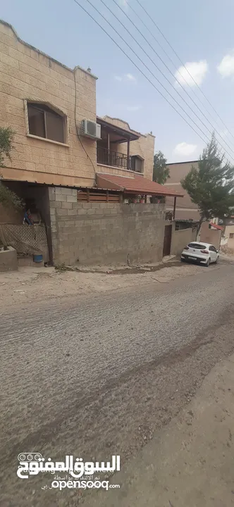 بيت مستقل للبيع