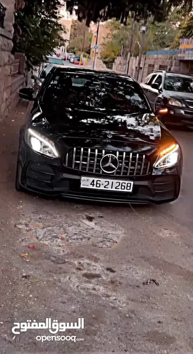 Mercedes C200 2019 (أحمد الشرمان) لتأجير سيارات الأعراس