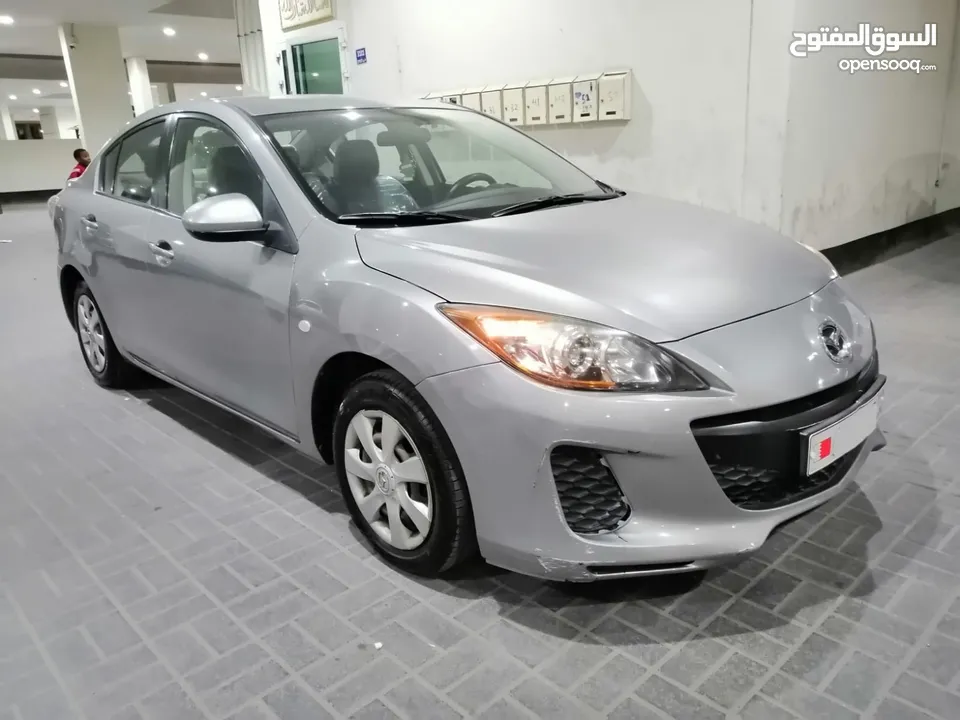 Mazda 3 year 2013 for sale