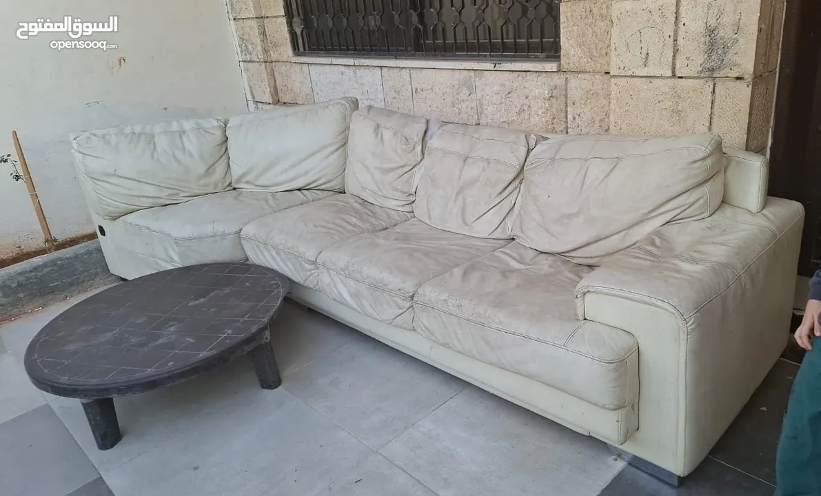 طقم كنب جلد