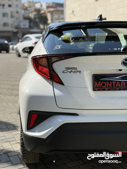 تويوتا C-HR ترخيص 2022 محرك 1800 هايبرد حصان 170