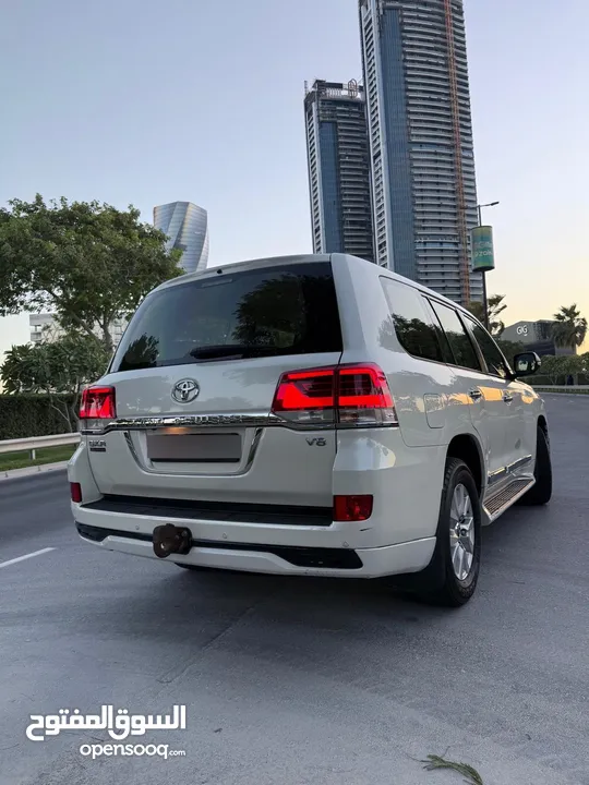 For Sale: Toyota Land Cruiser GXR V8 Model: 2018