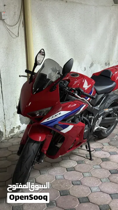 CBR650R E-clutch 2025 GCC