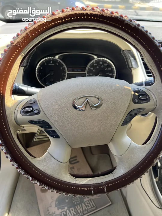 انفينيتي Qx60 سيارة الرفاهية والراحة العائلية