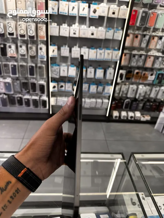 IPAD PRO M4 مستعمل  Wi-Fi +cellular