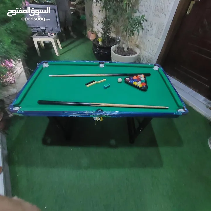 بلياردو بقواعد معدنية حجم 4قدم بطول 120سم وعرض 60سم