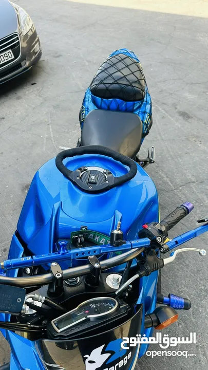 دراجة سوزوكي 750 gsr للبيع