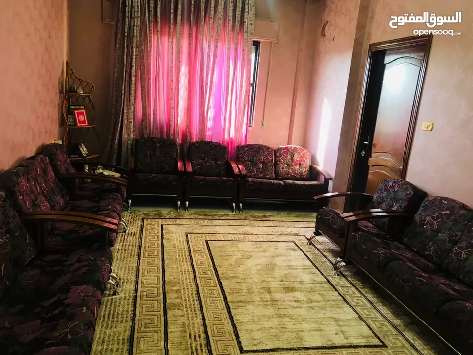 طقم غرفة جلوس لون بنفسجي