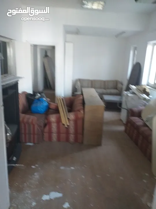 عفش بيت مستخدم للبيع .. بحاله جيده جدا....جبل عمان الدوار الثاني