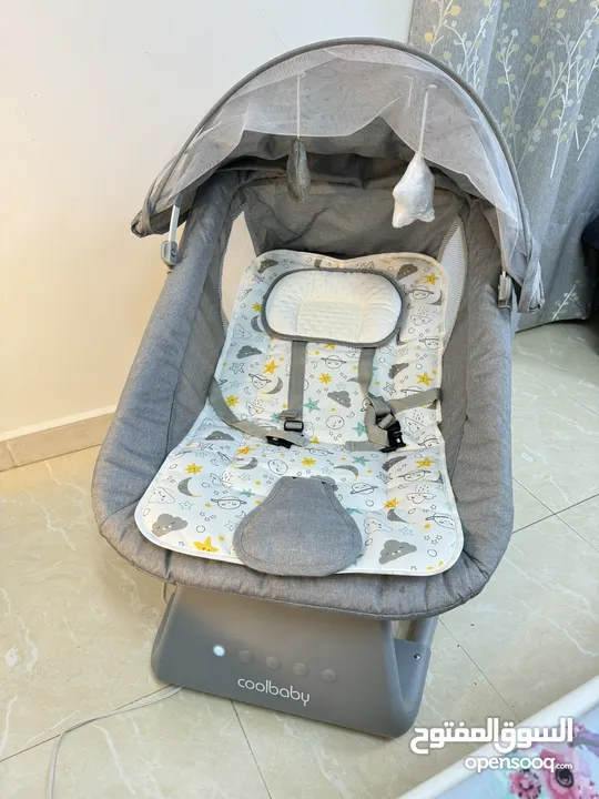 Baby swing electric Babycool (4 in 1)with box 4 functions available only serious buyers text me!
