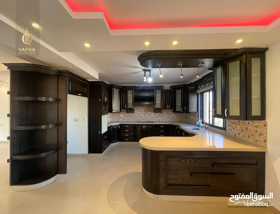 شقه للبيع 180 متر في الطيره بالقرب بجانب فلل العبيدي