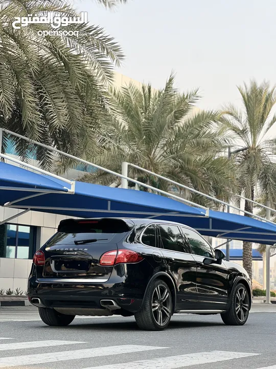 Porsche Cayenne S Model 2013 gcc