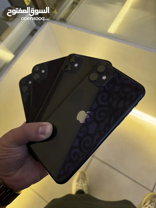 iPhone 11 256GB بحالة الوكاله