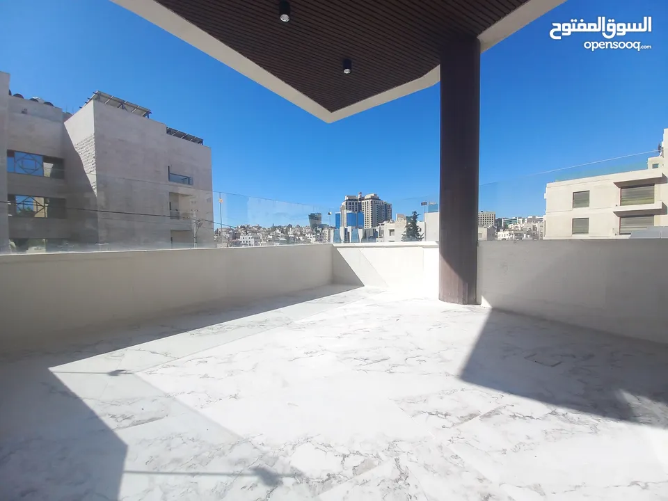 شقة غير مفروشة للايجار في الدوار الرابع  ( Property 35296 ) سنوي فقط