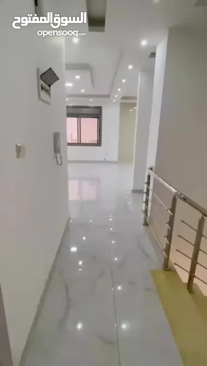شقه دوبلكس ارضي مع تسويه بسعر مميز في الياسمين