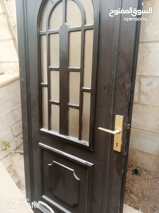 شراء جميع انواع الابواب الخشبيه بأسعار مناسبة للجميع من جميع المحافظات