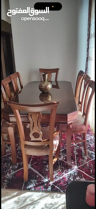 غرفه سفره شبه جديدة خشب زان