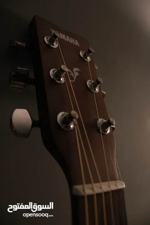 Yamaha f310 acoustic guitar جيتار ياماها اكوستك