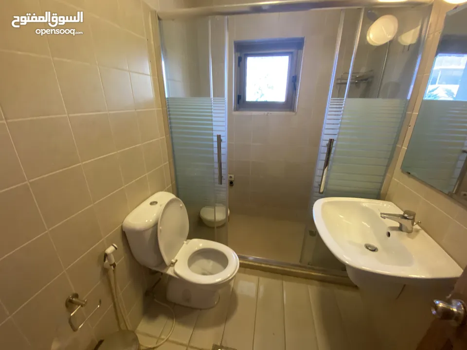شقة مفروشة للإيجار 90م2 ( Property 16767 )-174848012