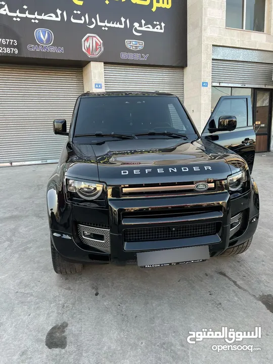 ديفندر P400 X Dynamic