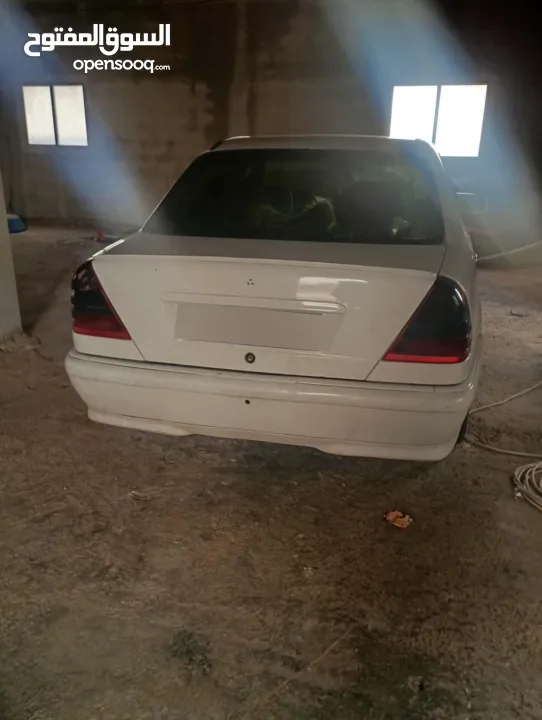 مرسيدس 2000 تسير 2004