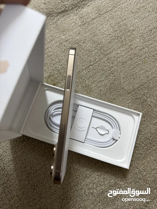 iPhone 16 Pro Max  آيفون 16 برو ماكس   تيتانيوم صحراوي  جديد  مقاومة الطرطشة والماء والغبار