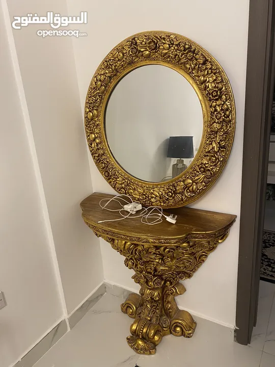 Mirror with stand