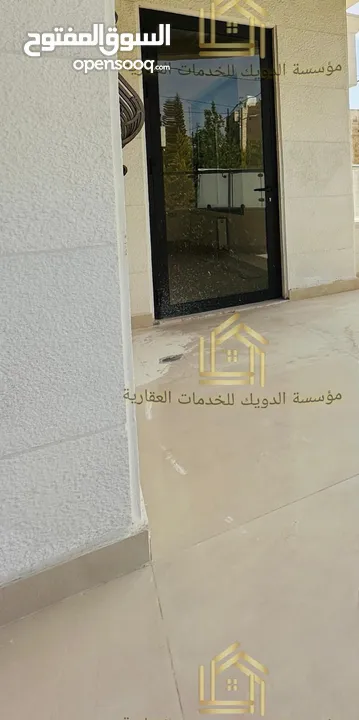 شقة فاخرة - لم تسكن - تشطيبات سوبر ديلوكس - 4نوم 2ماستر - 216م - بإطلالــــه مميزة
