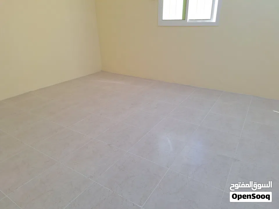 للبيع بيت بالرفاع الشرقي مجدد بالكامل