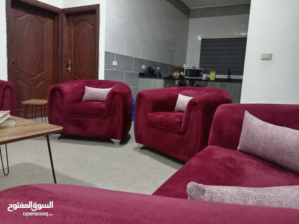طقم كنب موديل امريكي فاخرااا تفصيل استعمال عرسان للبيع بسعر مغري