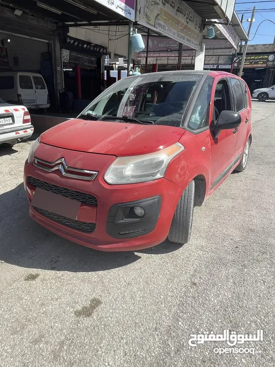 ستروين c3 بيكاسو