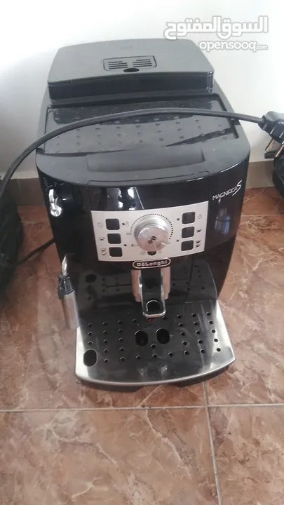 ماكنات اسبريسو ديلونجي استعمال بسيط