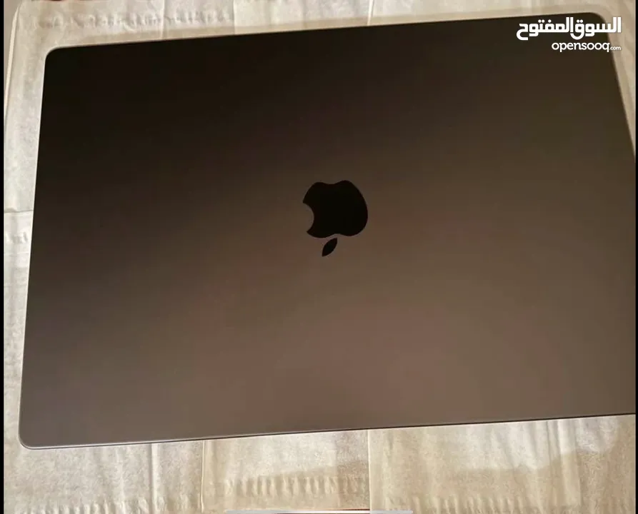 MacBook Pro 16 inch m4 max