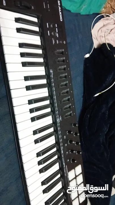 midi keyboard m audio oxygen 49 mkv اورج      usb with converter to usb cميدي