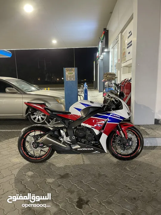 هوندا CBR 1000RR