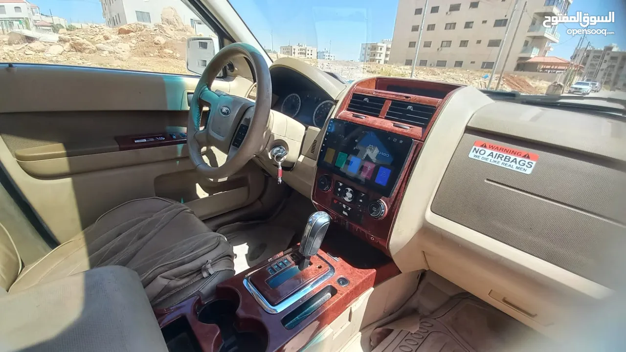فورد اسكايب فل بفتحه فحص 3 جيد لون ابيض لؤلؤي بسعر مغري قابل للبدل