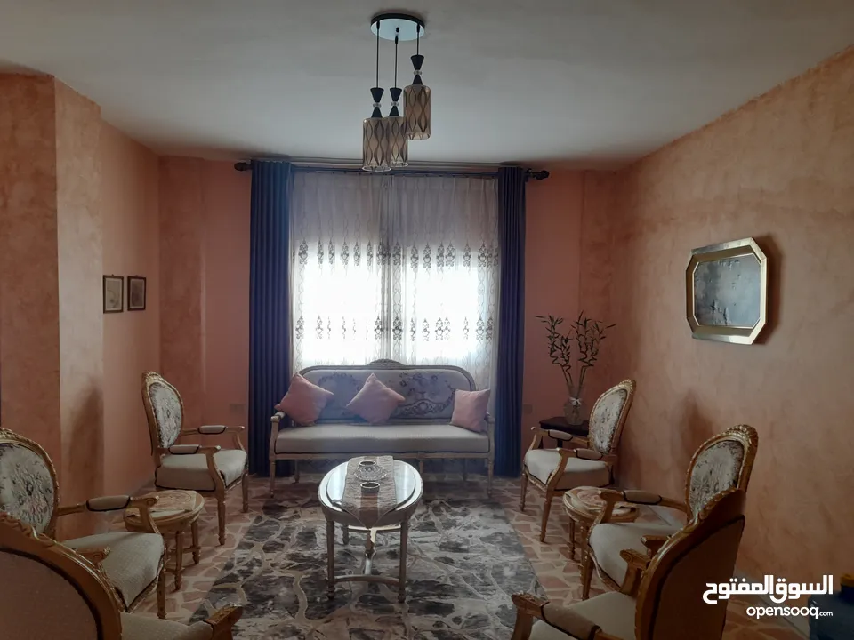 شقة طابق ارضي 150 متر للبيع