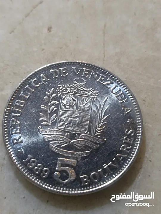 قطعة نقود معدنية فنزويلية، وهي من فئة 5 بوليفار صدرت عام 1989.
