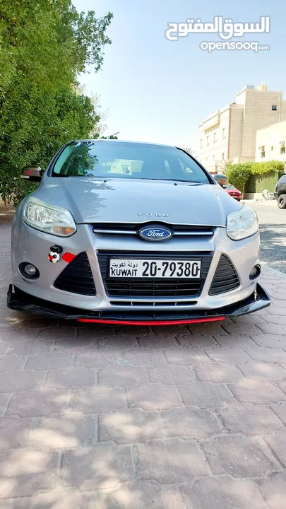 فورد فوكس سبورت م اصفات ST sport 2012 138km.