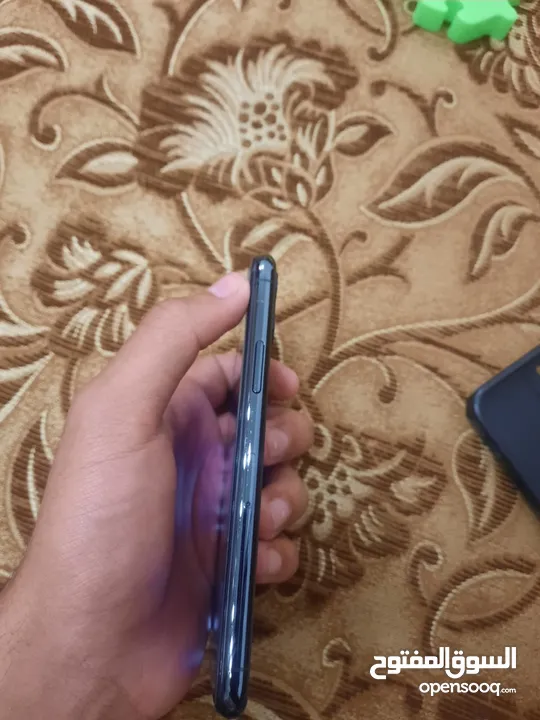 ايفون 11 pro