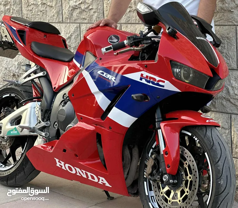 HONDA 600RR