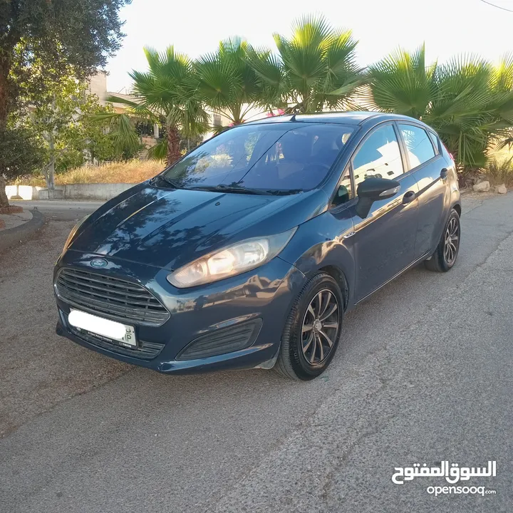 فورد فييستا 2013 جير عادي بنزين