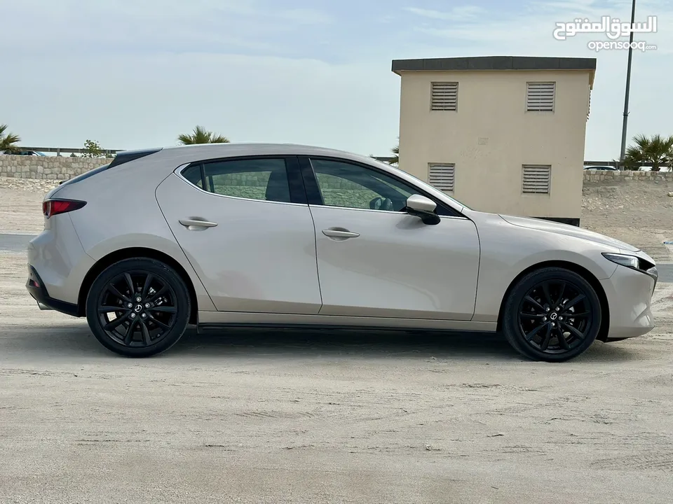 Mazda 3 Hatchback (2024) Platinum Quartz