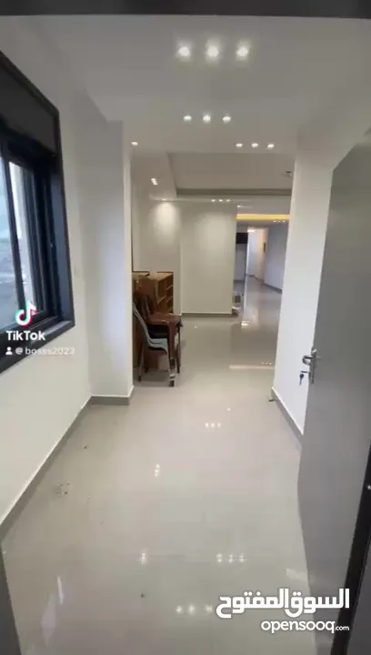 شقة ديلوكس مميزة للبيع في رام الله - جفنا  في حي راقي وهادي من المالك مباشرة كاش او تقسيط