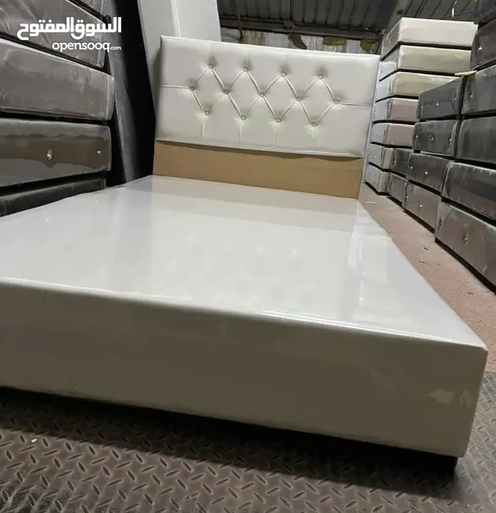 Bed and mattress