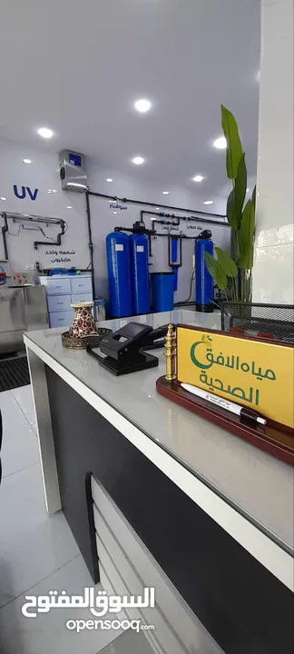 عبوات ماء زمزم المبارك 5 لتر مع خدمة التوصيل حصريا لمحطة مياه الأفق الصحية تحت كفالتنا .