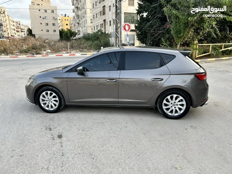 ليون ولا غرام بويه دفعه 10 وشيكات