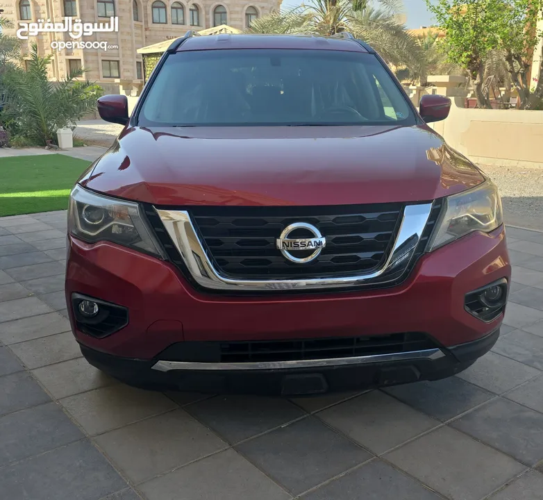 Nissan Pathfinder SV 2017