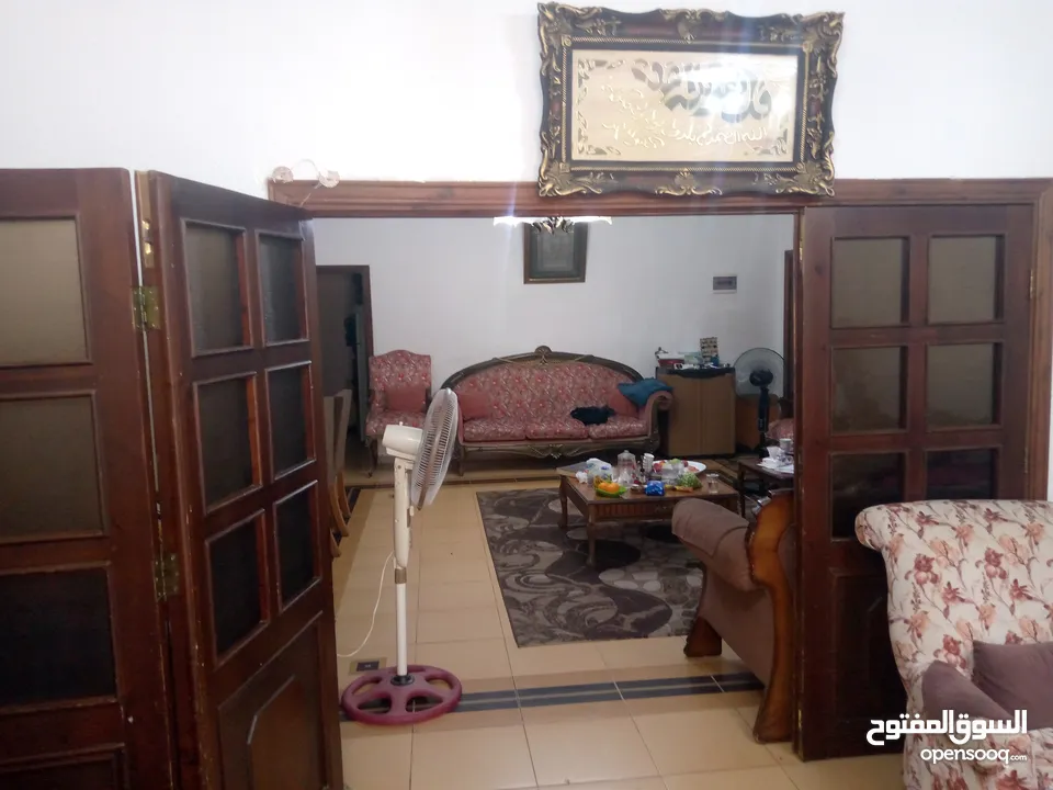 بيع شقه مساحة 185 متر